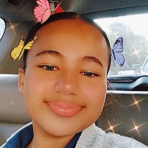 Meet your Posher, Abigail